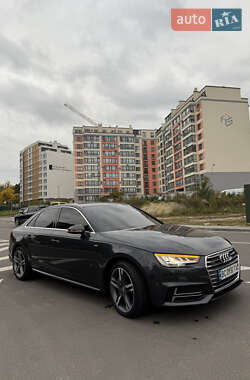 Седан Audi A4 2016 в Львове