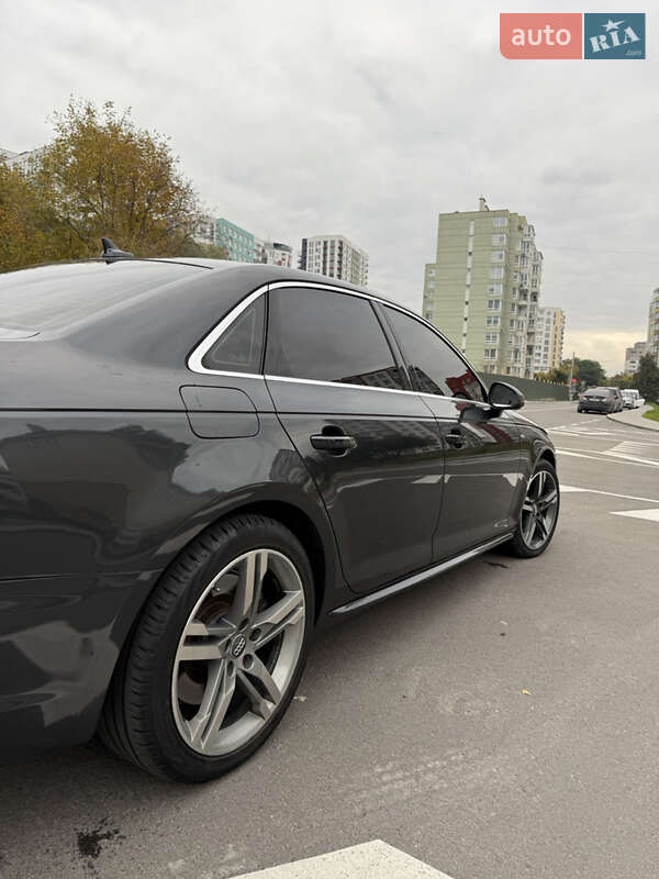Седан Audi A4 2016 в Львове