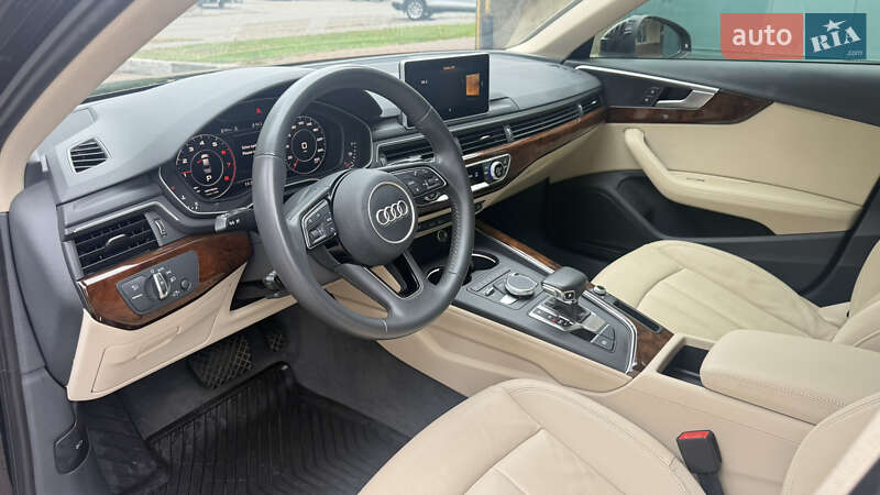 Седан Audi A4 2019 в Сумах