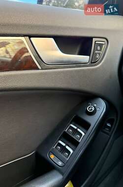 Седан Audi A4 2010 в 