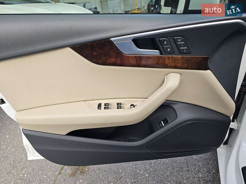 Седан Audi A4 2016 в Одессе