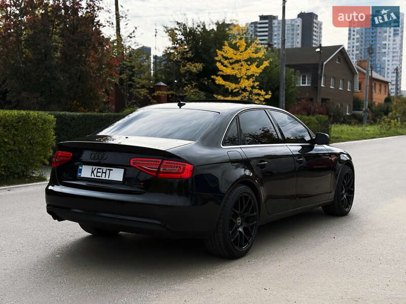 Седан Audi A4 2013 в Киеве