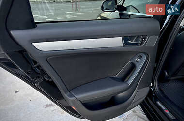 Седан Audi A4 2015 в 