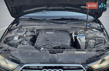 Седан Audi A4 2015 в 
