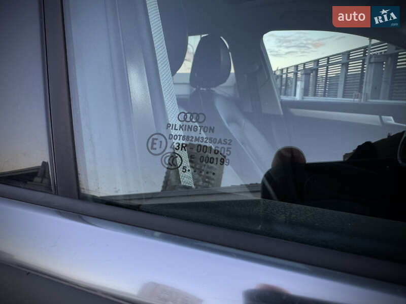 Седан Audi A4 2015 в Киеве фото 71 Седан Audi A4 2015 в Киеве