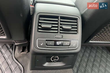 Седан Audi A4 2015 в 