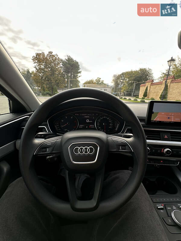 Универсал Audi A4 2017 в Измаиле