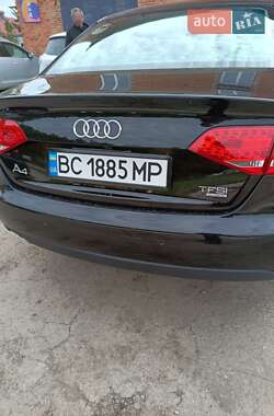 Седан Audi A4 2010 в Львове