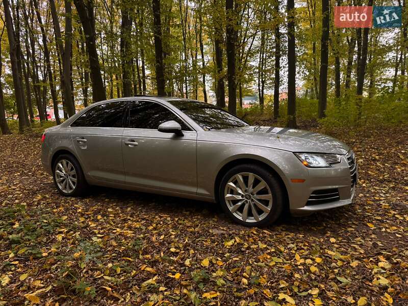 Седан Audi A4 2016 в Вінниці
