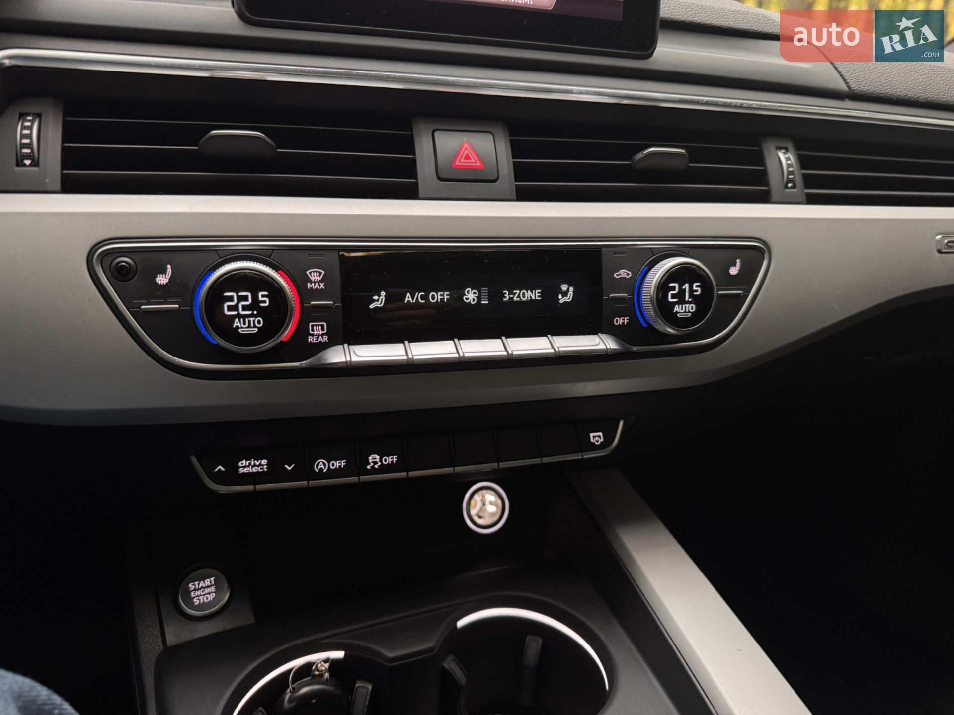 2016 Audi A4 - мініатюра 21