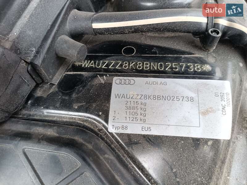 Седан Audi A4 2010 в Львові