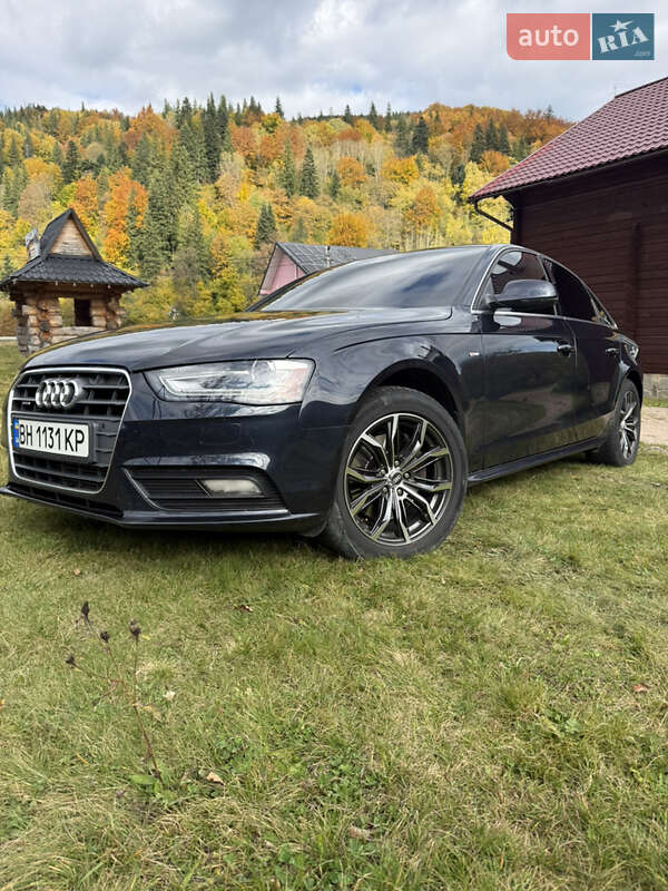 Седан Audi A4 2014 в 