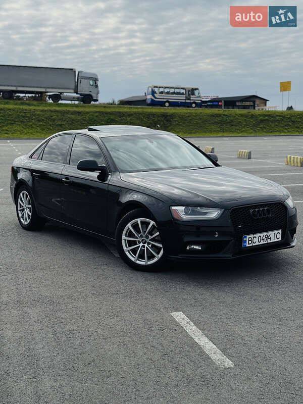 Седан Audi A4 2013 в 