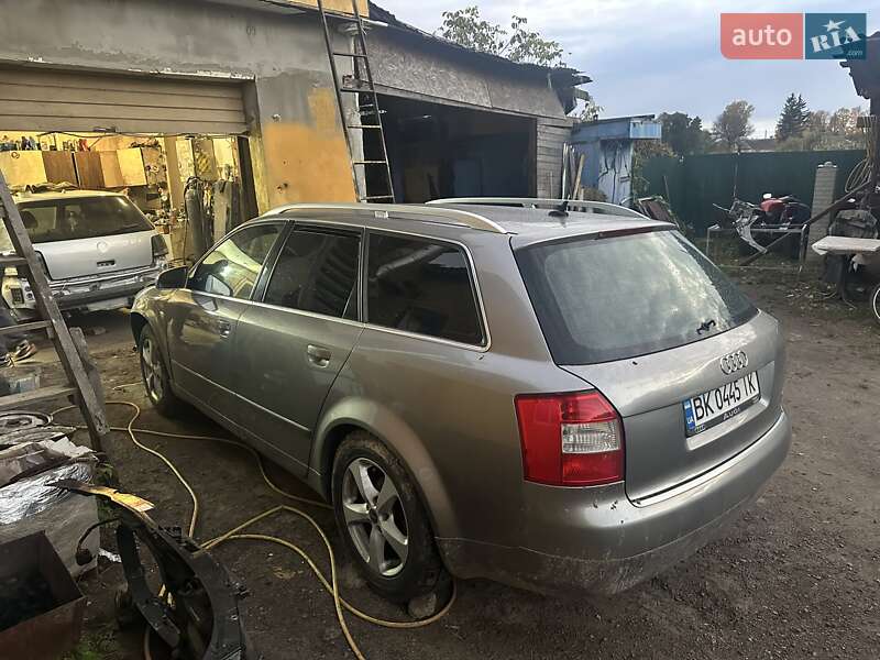 Универсал Audi A4 2003 в Чернигове