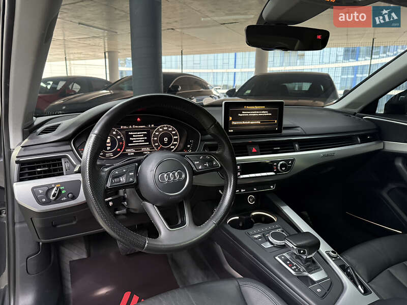 Седан Audi A4 2015 в Одесі