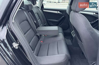Седан Audi A4 2011 в 
