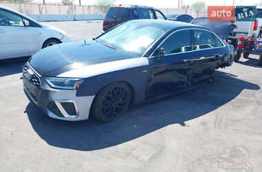 Седан Audi A4 2022 в 