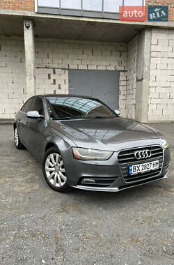 Седан Audi A4 2012 в 