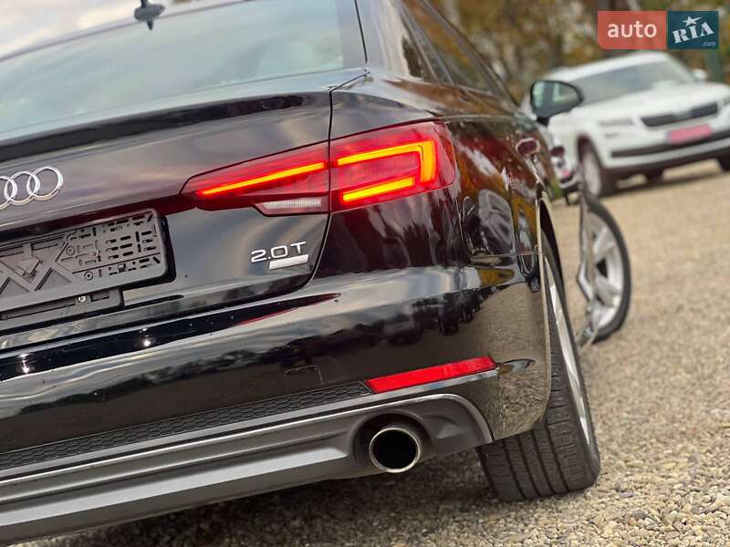 Седан Audi A4 2018 в Стрию