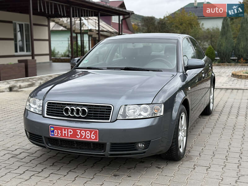 Седан Audi A4 2004 в Могилев-Подольске