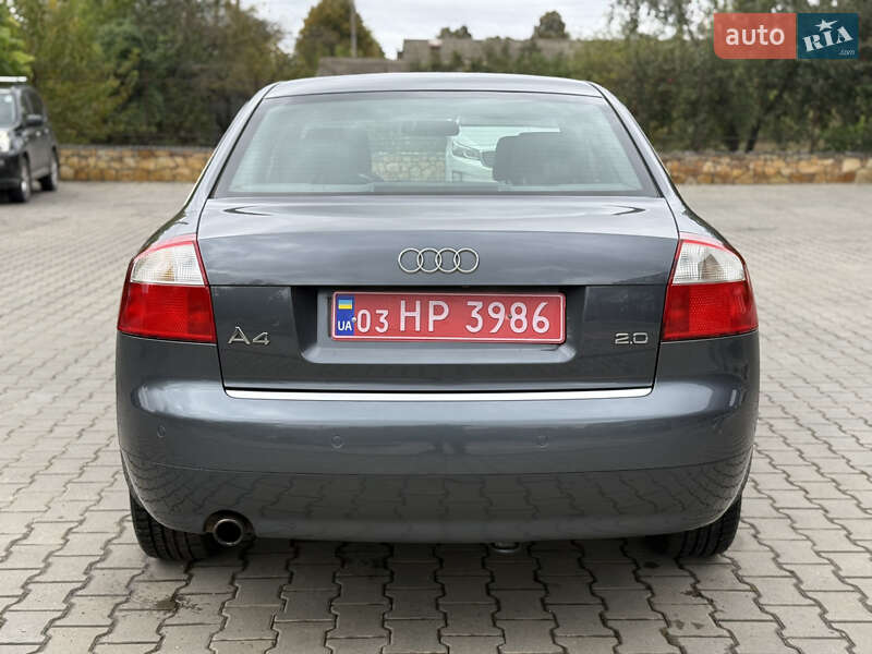 Седан Audi A4 2004 в Могилев-Подольске