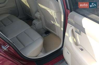 Седан Audi A4 2004 в 