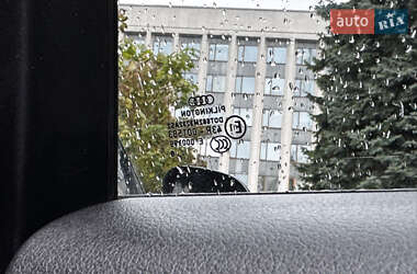 Седан Audi A4 2008 в  фото 14 Седан Audi A4 2008 в
