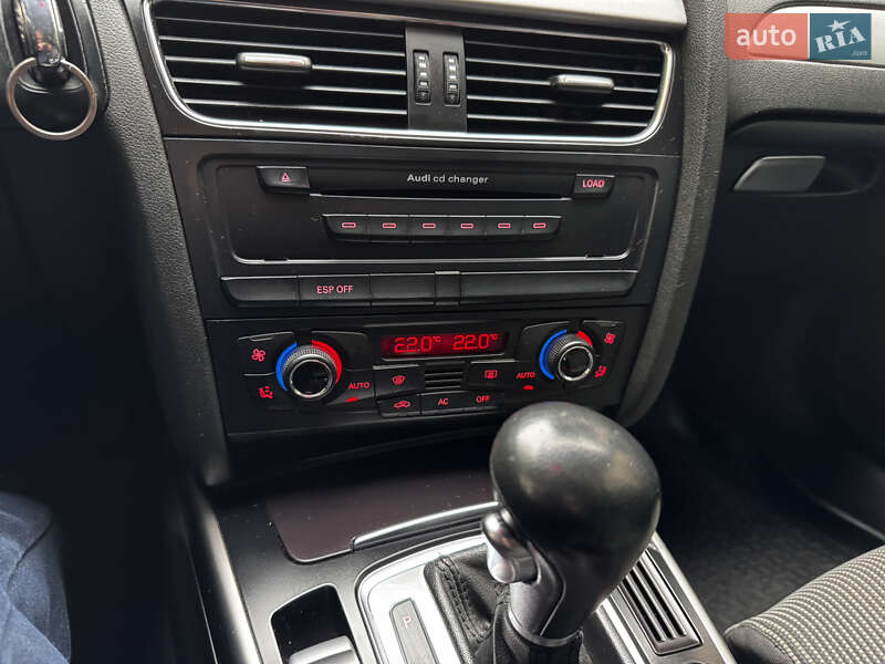 Седан Audi A4 2008 в Чернігові