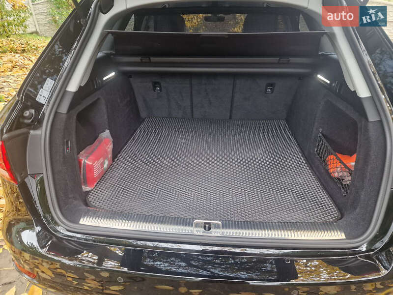 Універсал Audi A4 2017 в Кременчуці