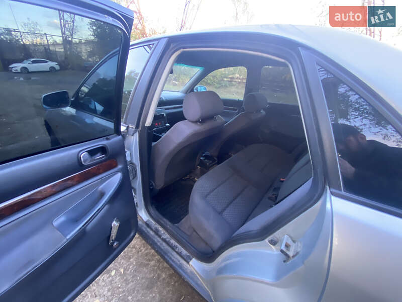 Седан Audi A4 1997 в Ромнах фото 2 Седан Audi A4 1997 в Ромнах