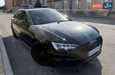 Седан Audi A4 2018 в 