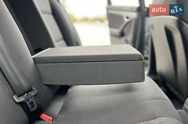Универсал Audi A4 2006 в  фото 60 Универсал Audi A4 2006 в