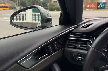 Седан Audi A4 2020 в 