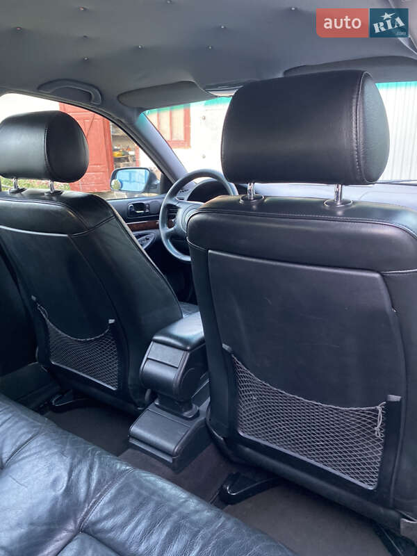 Универсал Audi A4 2000 в Турийске