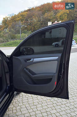 Седан Audi A4 2012 в 