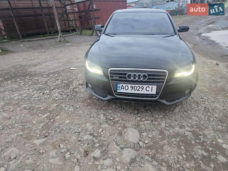 Audi A4 2011