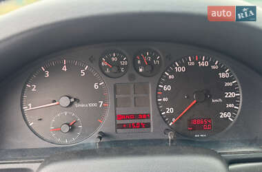 Седан Audi A4 1997 в 