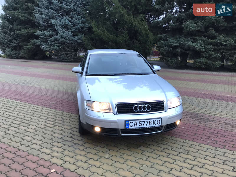 Седан Audi A4 2002 в Корсуне-Шевченковском
