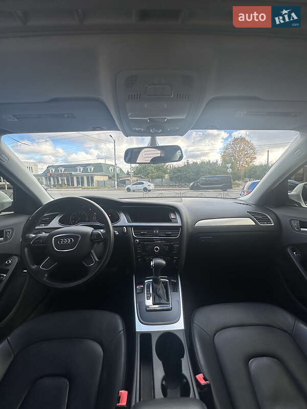 Седан Audi A4 2013 в Кропивницькому