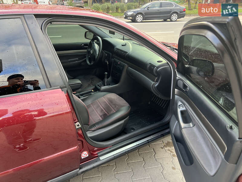 Седан Audi A4 1999 в Хмельницькому