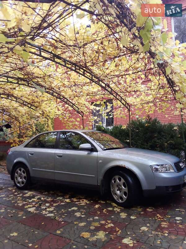 Седан Audi A4 2003 в Харькове