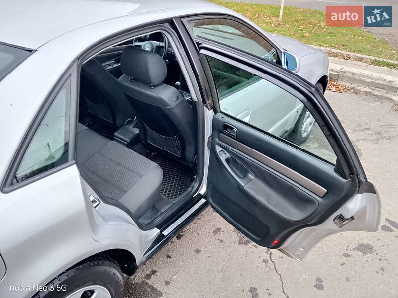 Седан Audi A4 2000 в Слов'янську