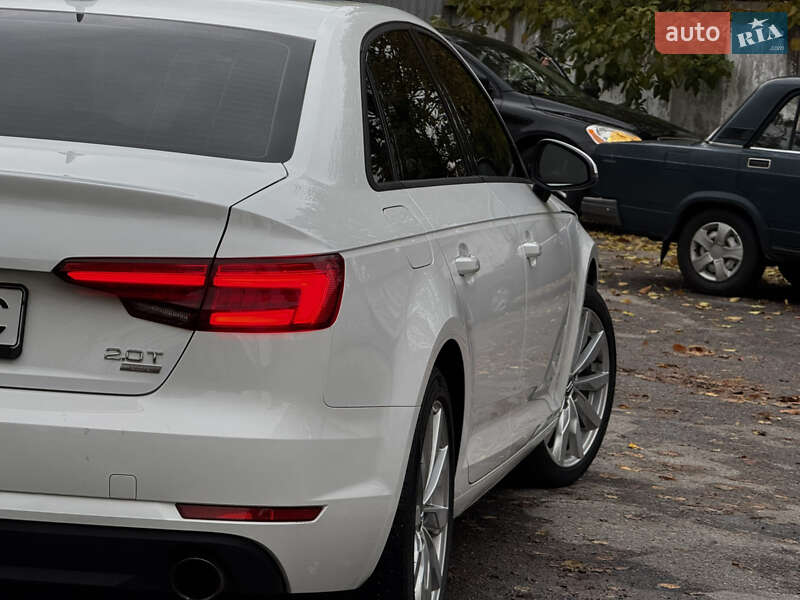 Седан Audi A4 2016 в Белой Церкви
