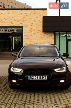 Седан Audi A4 2013 в Хмельницком