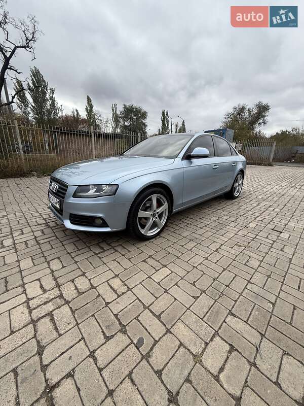 Седан Audi A4 2008 в Краматорске