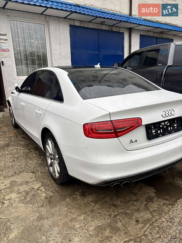 Седан Audi A4 2015 в Харкові