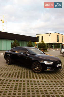 Седан Audi A4 2013 в 