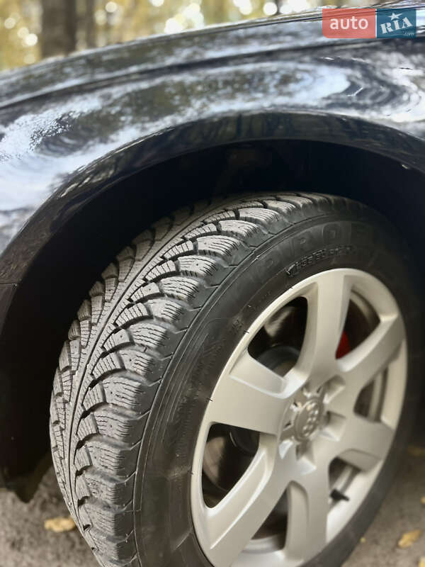 Седан Audi A4 2011 в Долине фото 10 Седан Audi A4 2011 в Долине