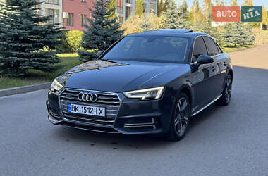 Седан Audi A4 2018 в  фото 17 Седан Audi A4 2018 в