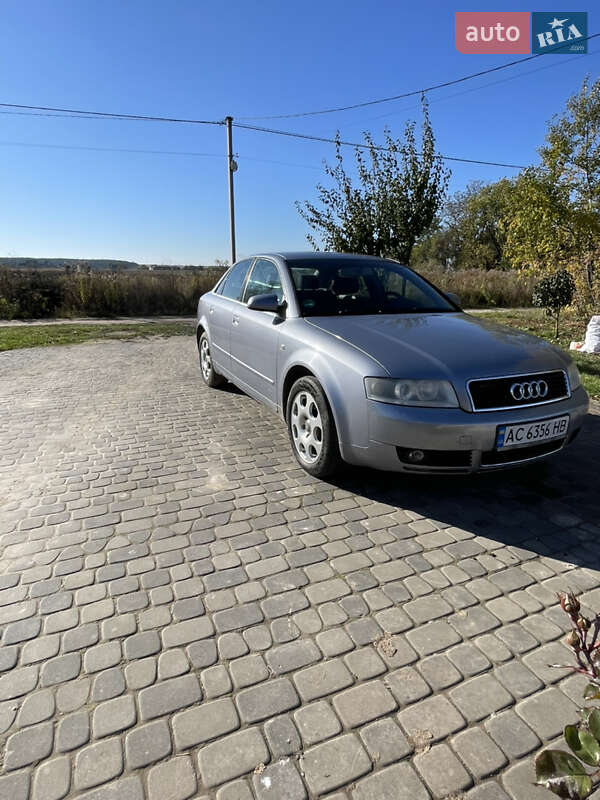 Седан Audi A4 2004 в Луцьку